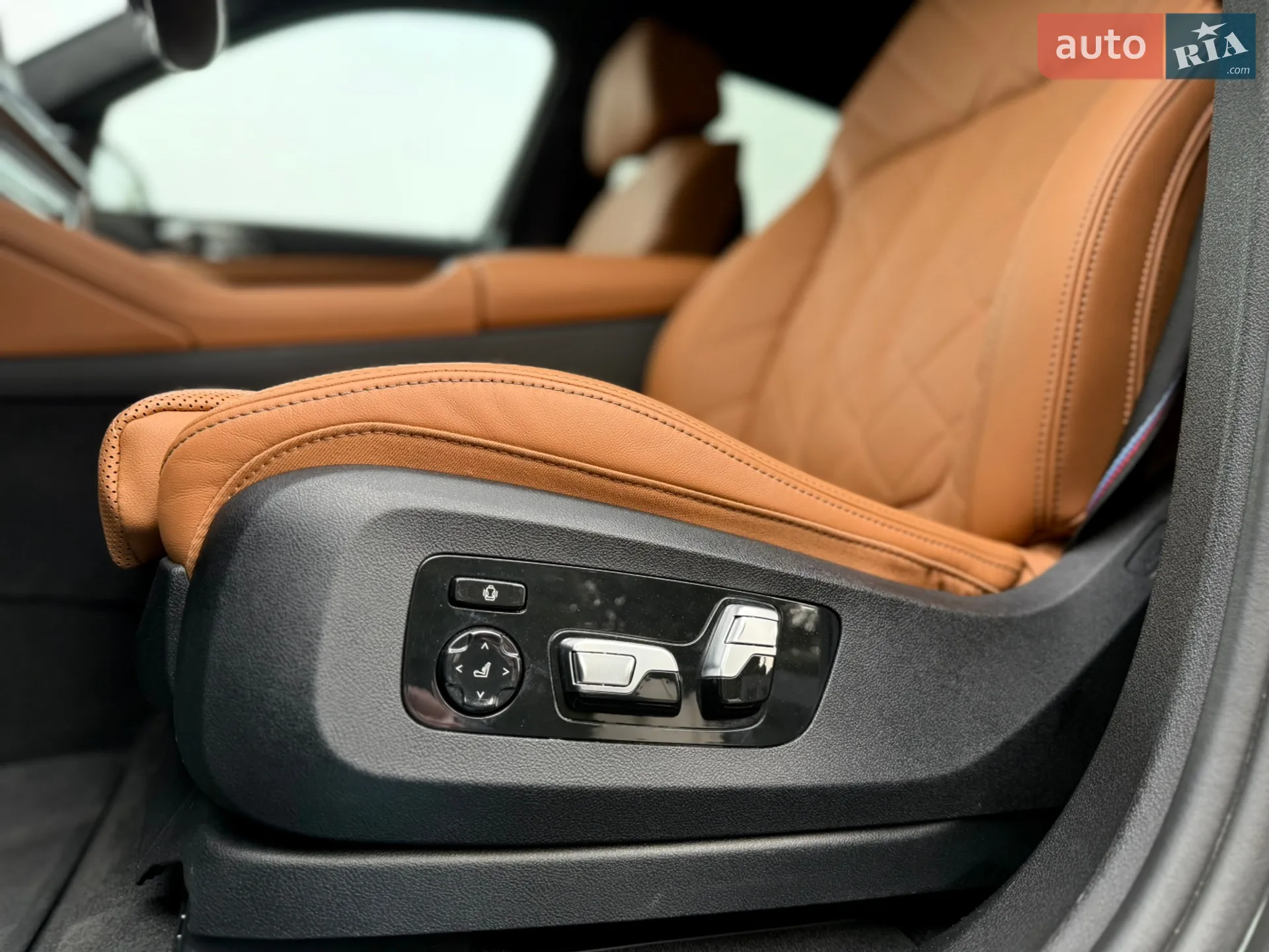2023 BMW X6 - мініатюра 28