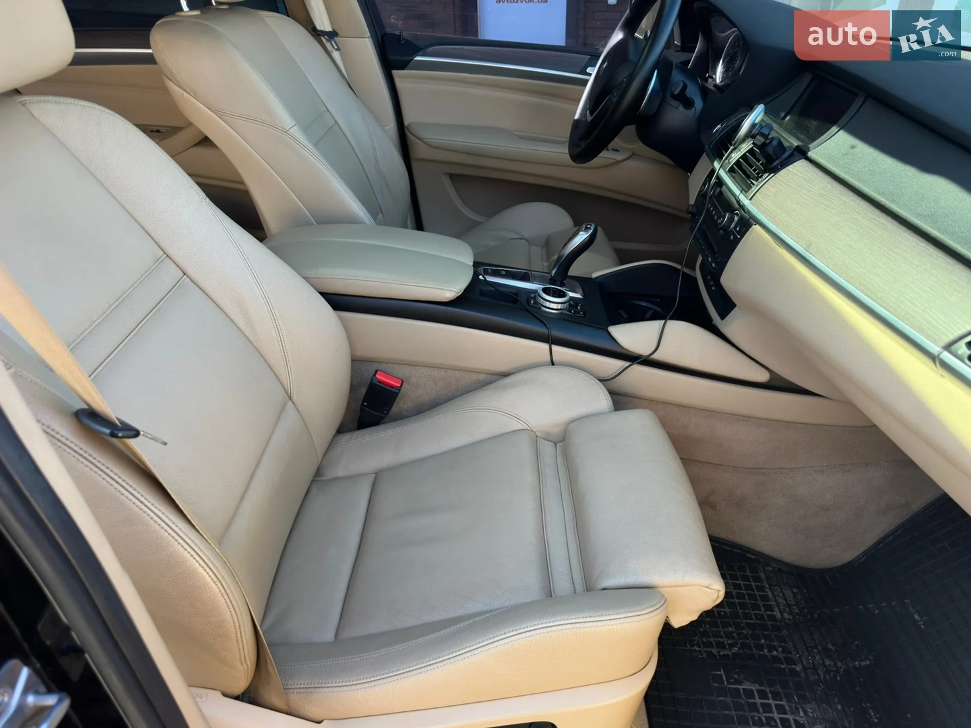 2011 BMW X6 - мініатюра 25
