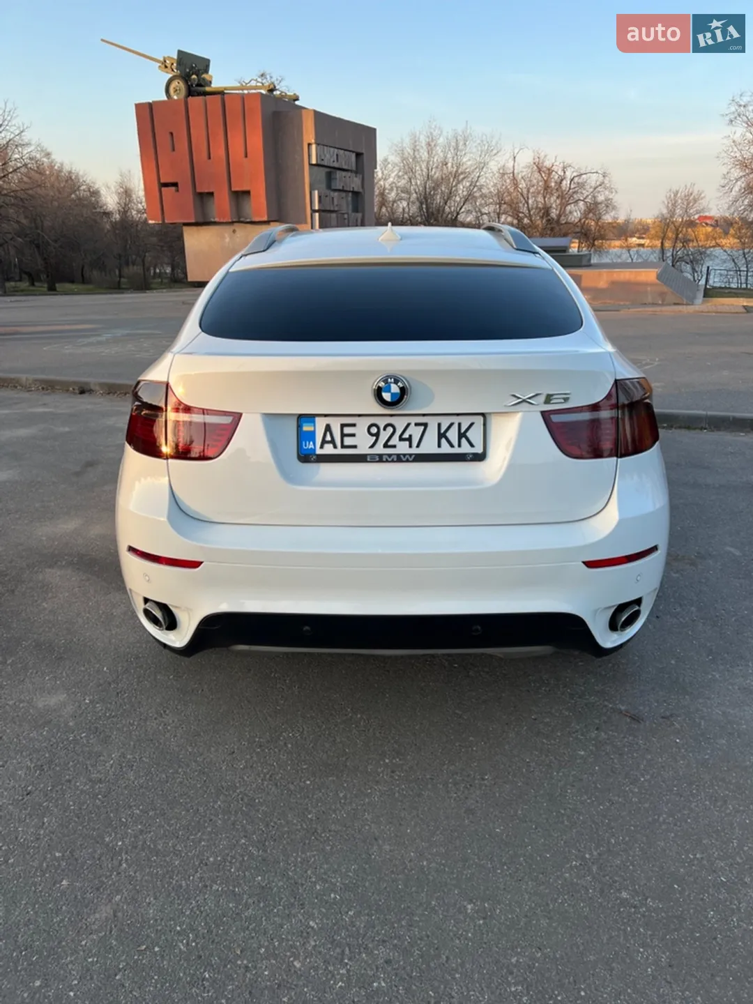2010 BMW X6 - мініатюра 28