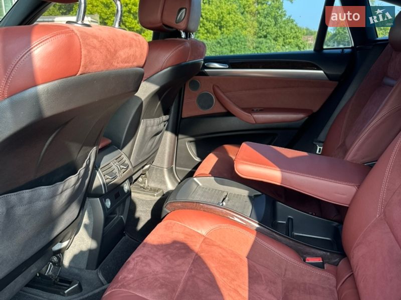 Внедорожник / Кроссовер BMW X6 2010 в Тернополе