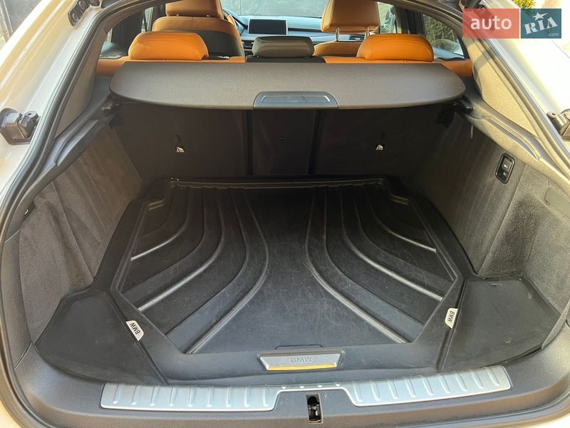 Внедорожник / Кроссовер BMW X6 2015 в Черновцах