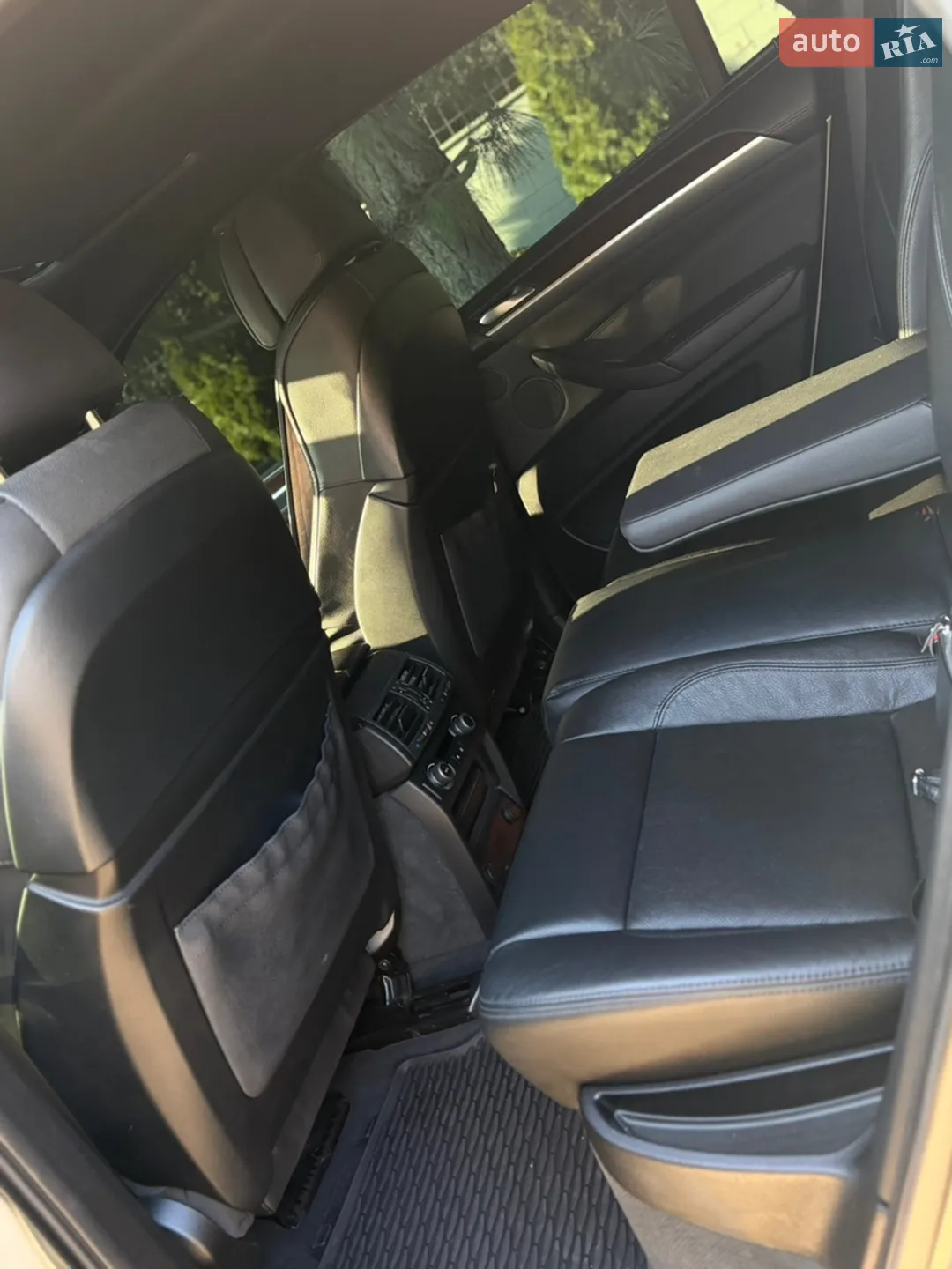 2011 BMW X6 - мініатюра 15