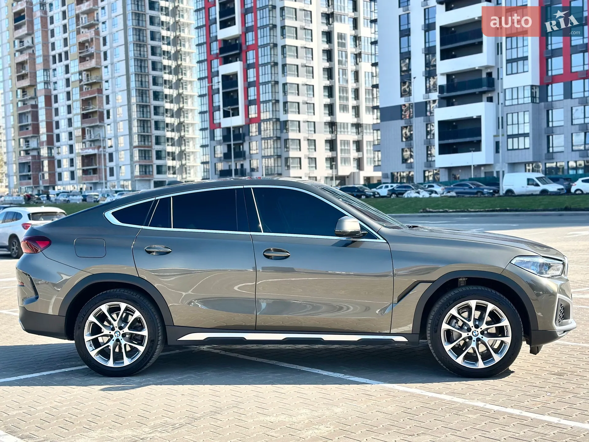 2021 BMW X6 - мініатюра 6