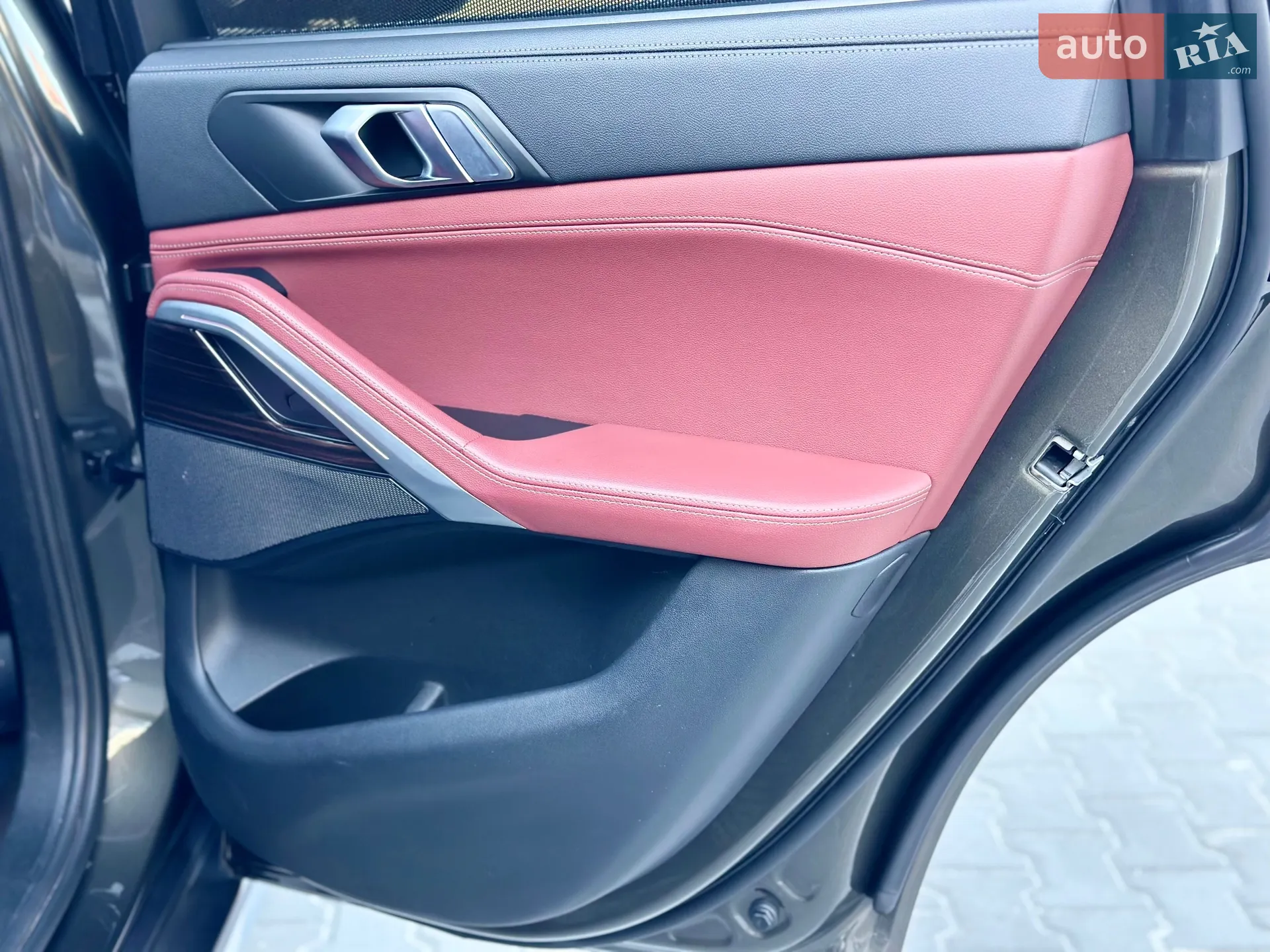 2021 BMW X6 - мініатюра 48