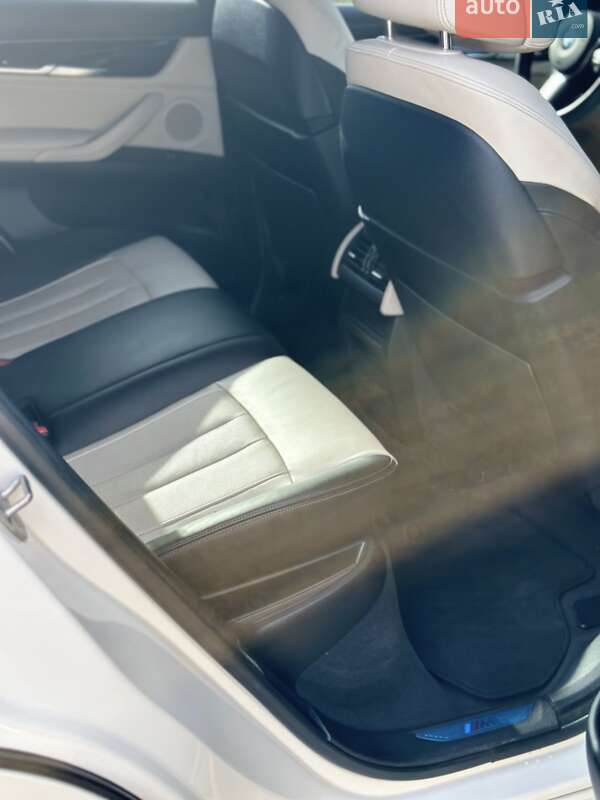 Позашляховик / Кросовер BMW X6 2016 в Іллінцях фото 51 Позашляховик / Кросовер BMW X6 2016 в Іллінцях