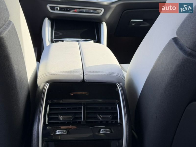 Внедорожник / Кроссовер BMW X6 2024 в Черновцах фото 25 Внедорожник / Кроссовер BMW X6 2024 в Черновцах