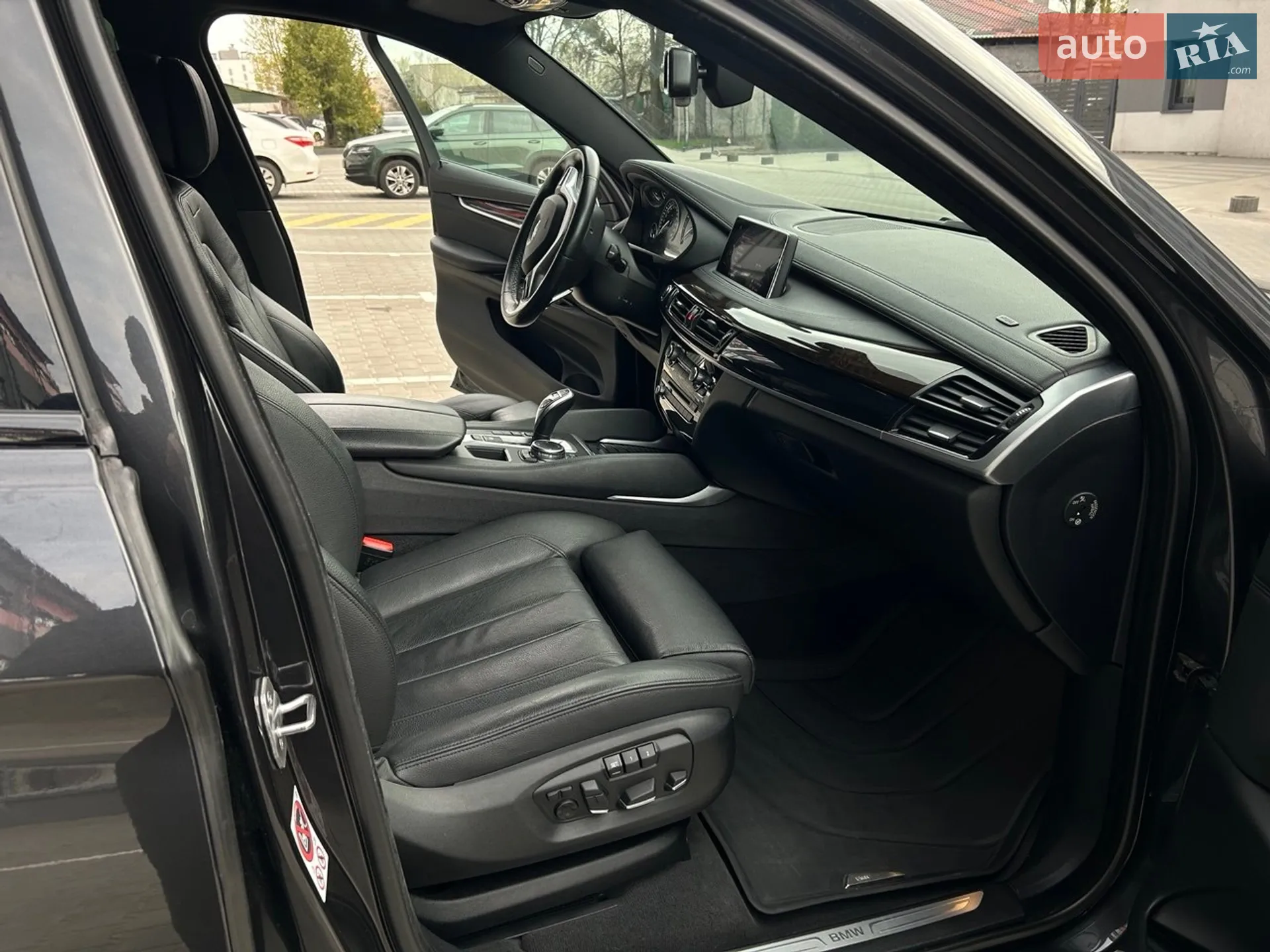 2015 BMW X6 - мініатюра 17