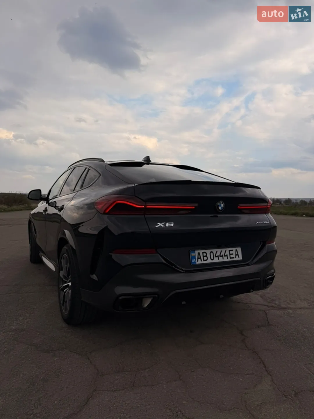 2020 BMW X6 - фото 1