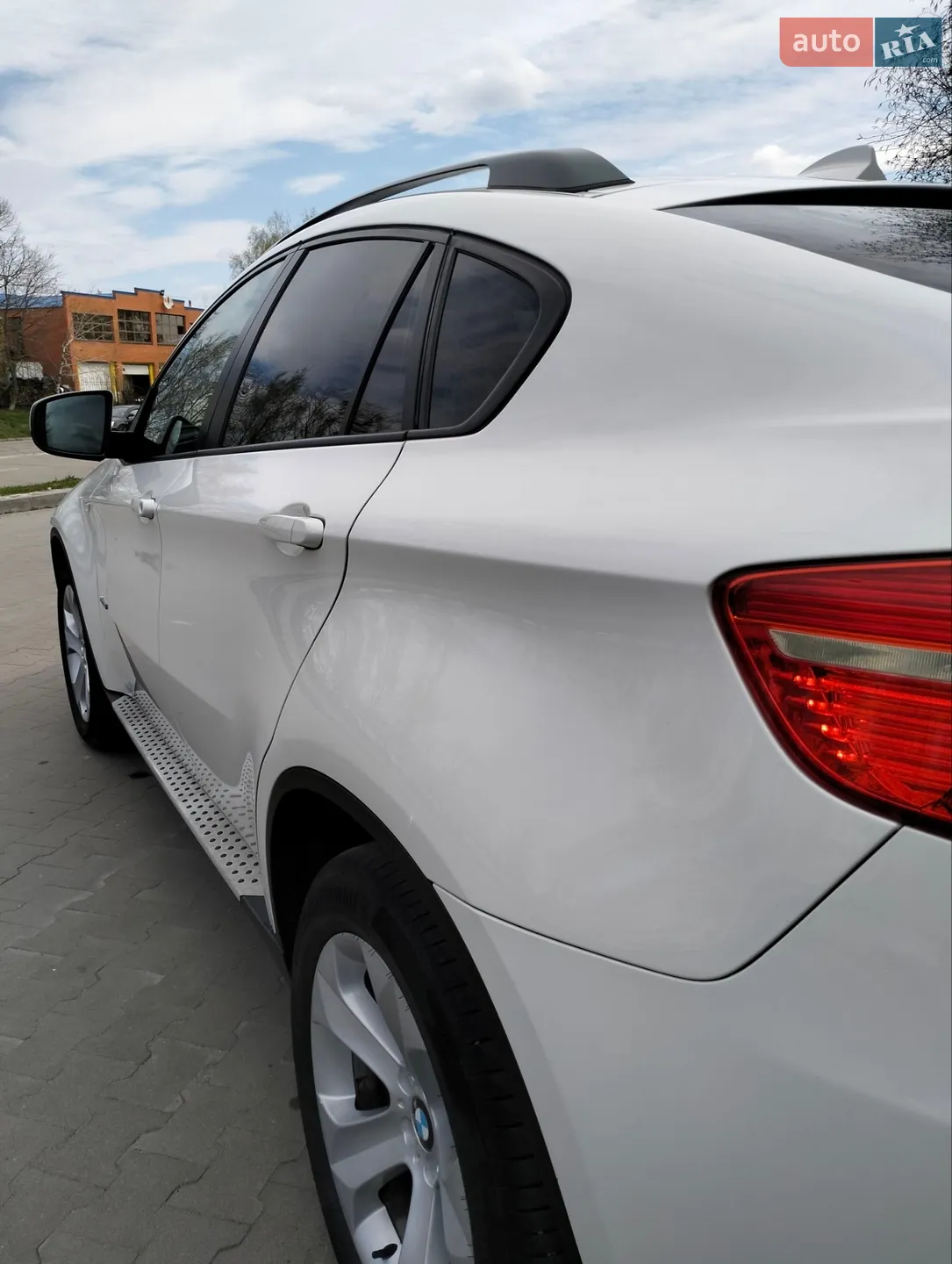 2011 BMW X6 - мініатюра 28