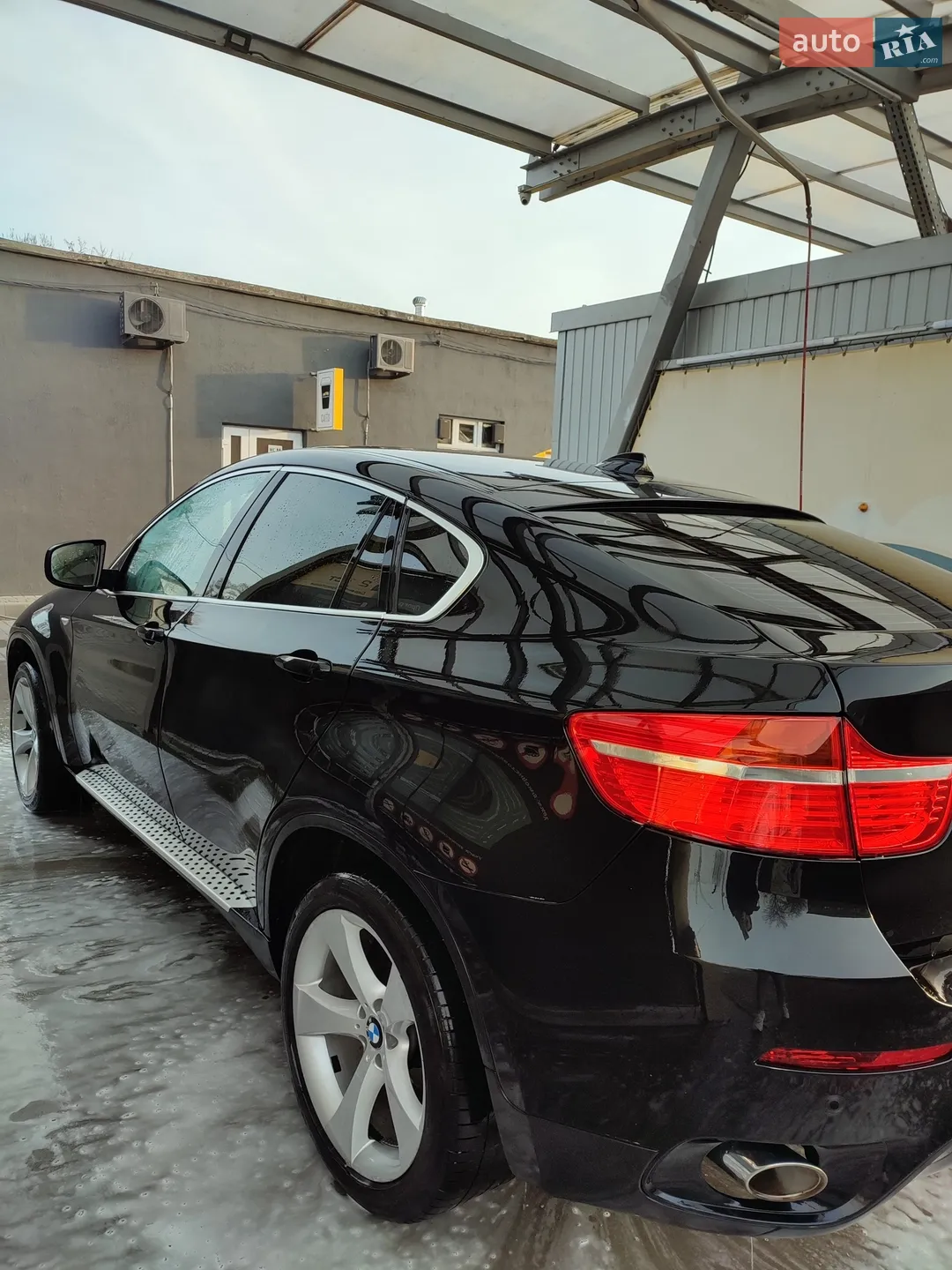 2010 BMW X6 - мініатюра 23