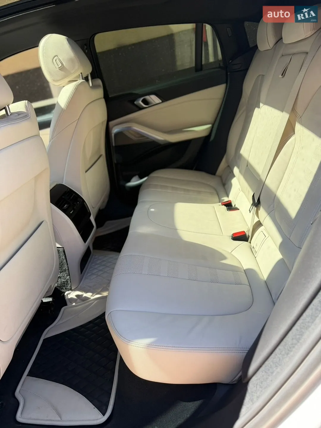 BMW X6 2021 VIN WBAGT210109G94905 фото оголошення 5 з 7