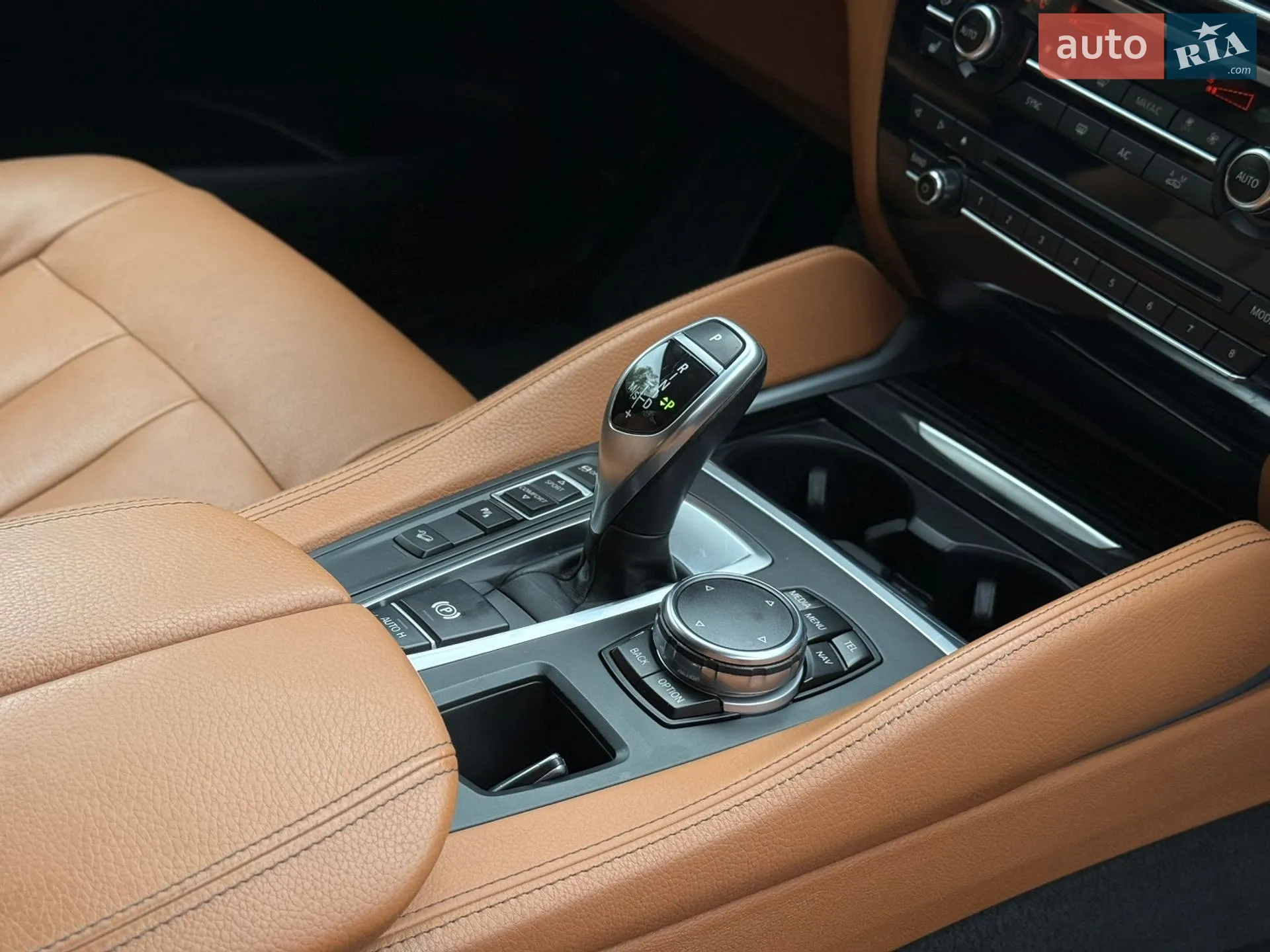 2016 BMW X6 - мініатюра 16