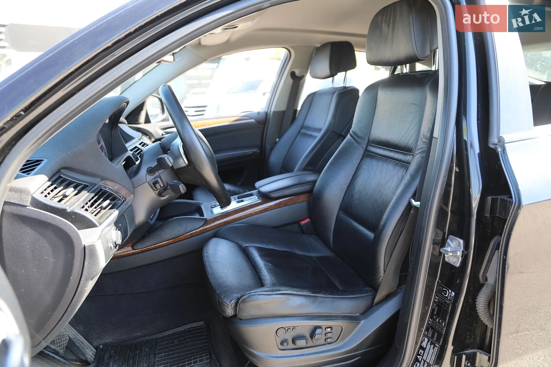2010 BMW X6 - мініатюра 11