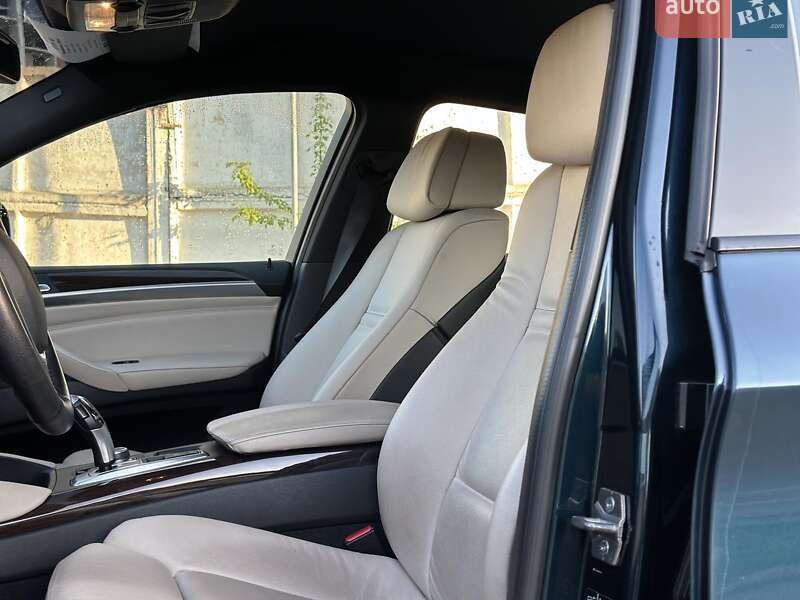 Внедорожник / Кроссовер BMW X6 2012 в Киеве