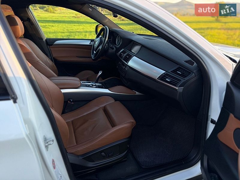 Внедорожник / Кроссовер BMW X6 2009 в Черновцах