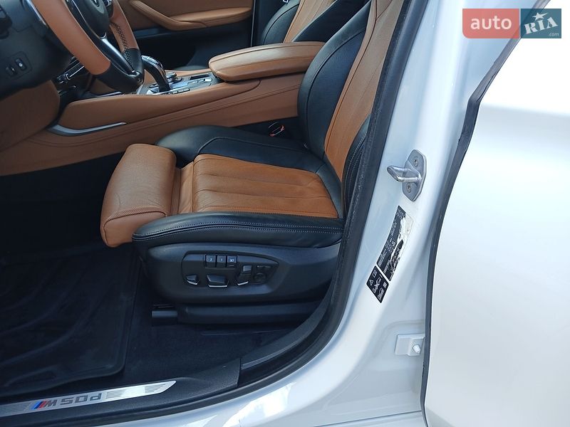 Внедорожник / Кроссовер BMW X6 2015 в Черновцах