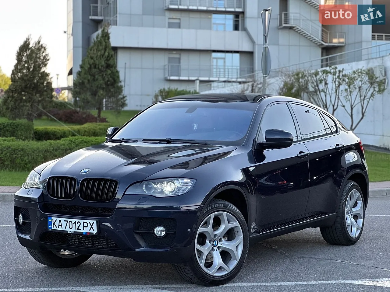 2010 BMW X6 - мініатюра 21