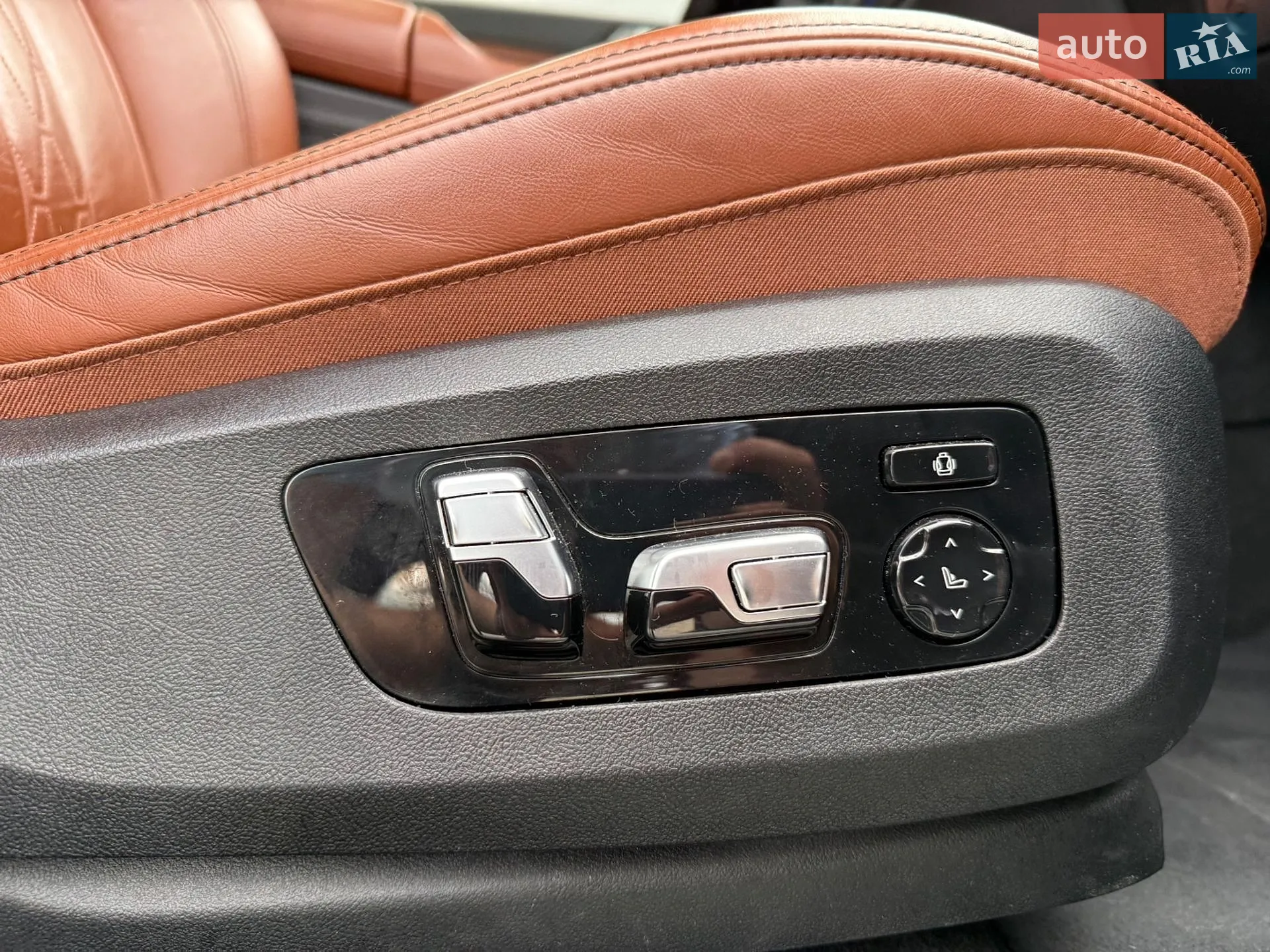 2021 BMW X6 - мініатюра 43