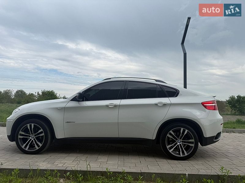 Внедорожник / Кроссовер BMW X6 2011 в Ровно