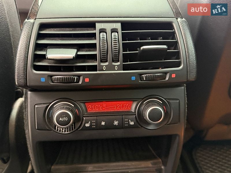 Внедорожник / Кроссовер BMW X6 2012 в Стрые