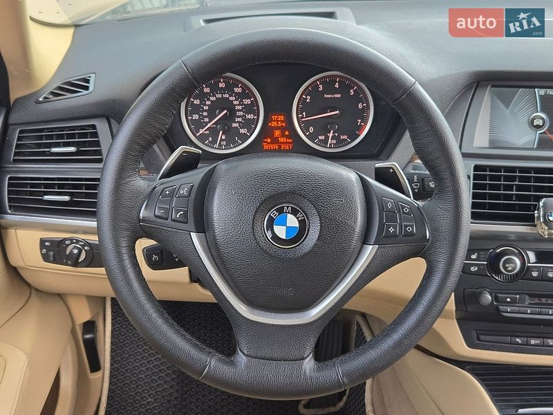 Внедорожник / Кроссовер BMW X6 2012 в Киеве