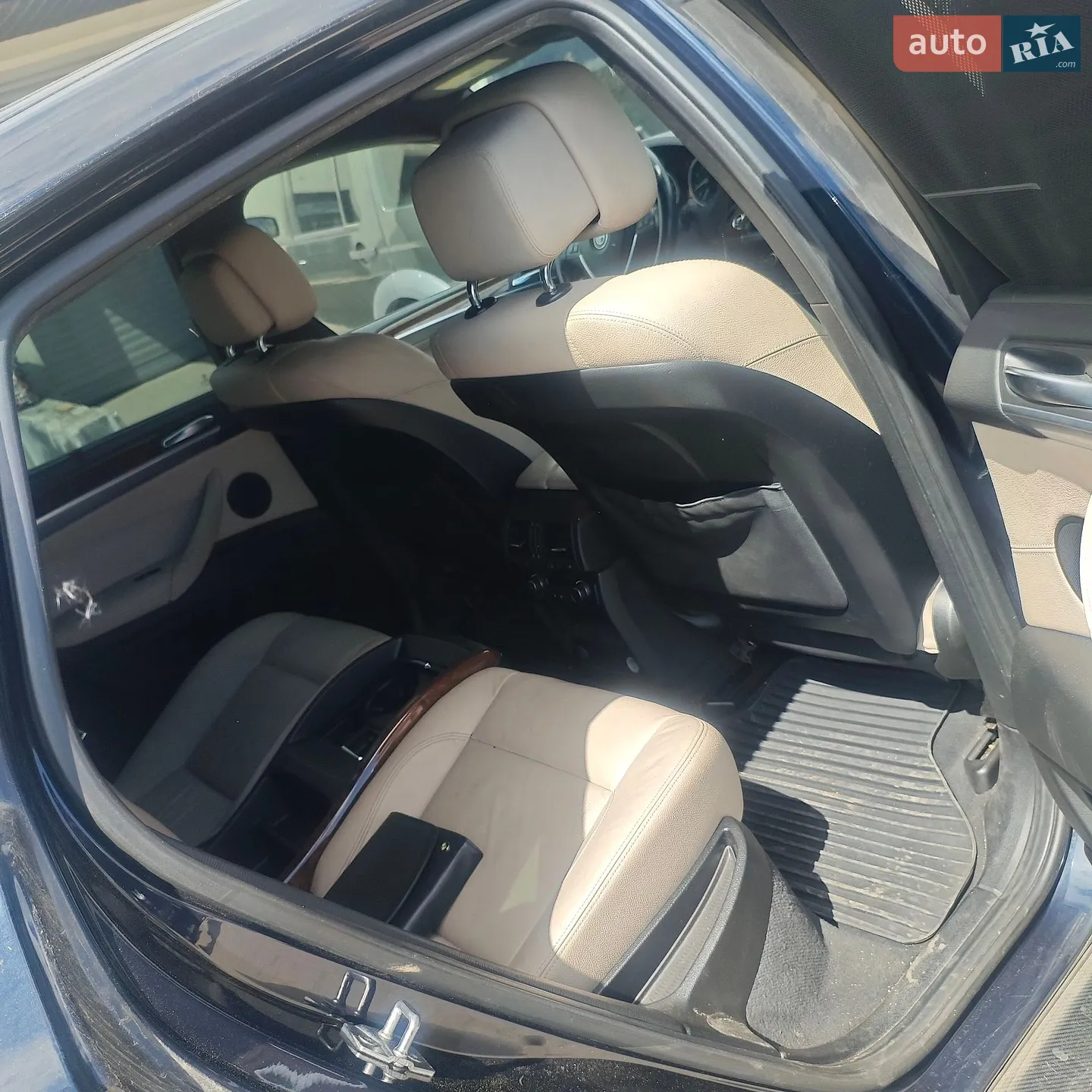 2011 BMW X6 - мініатюра 7