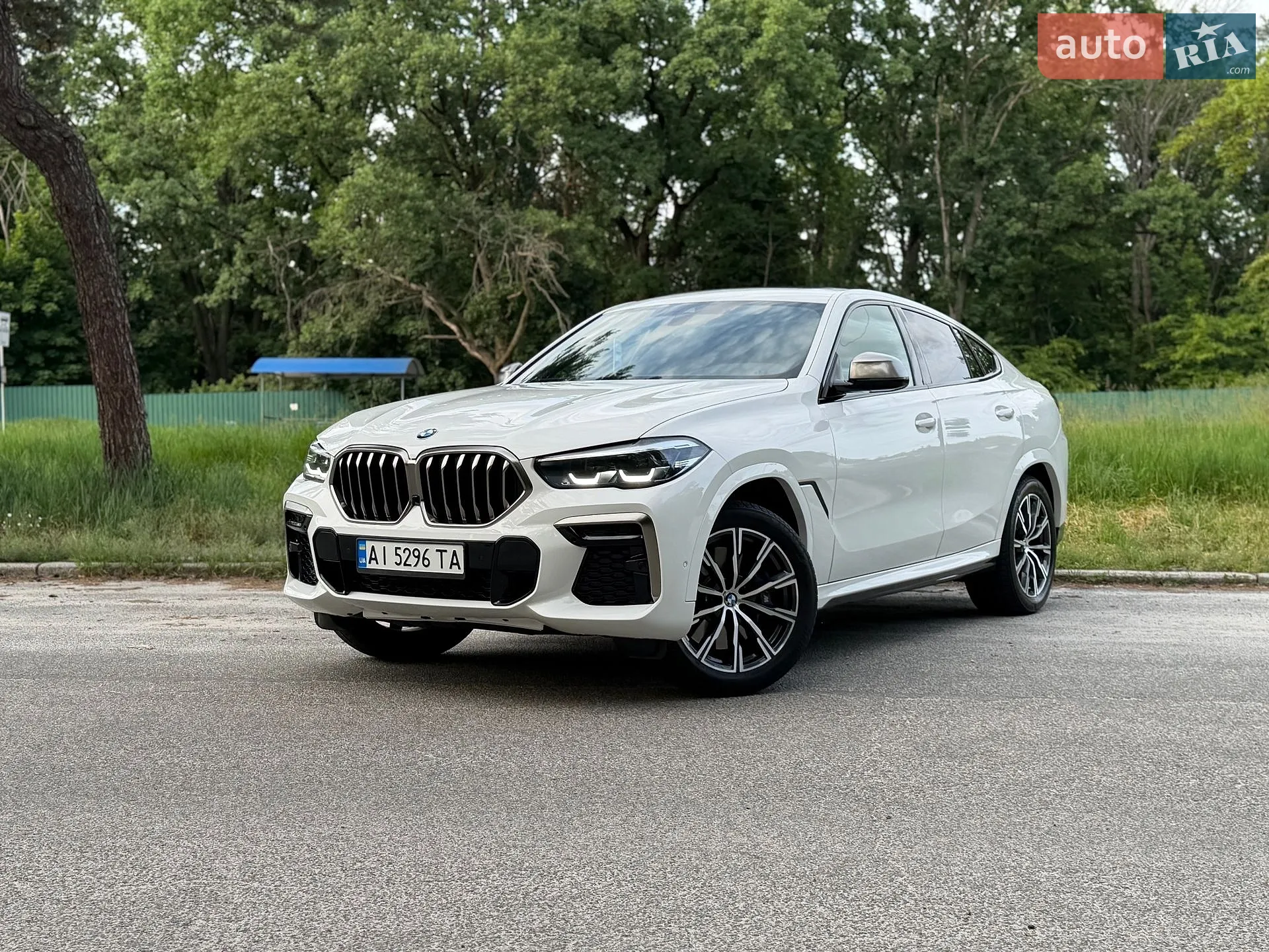 2021 BMW X6 - фото 1