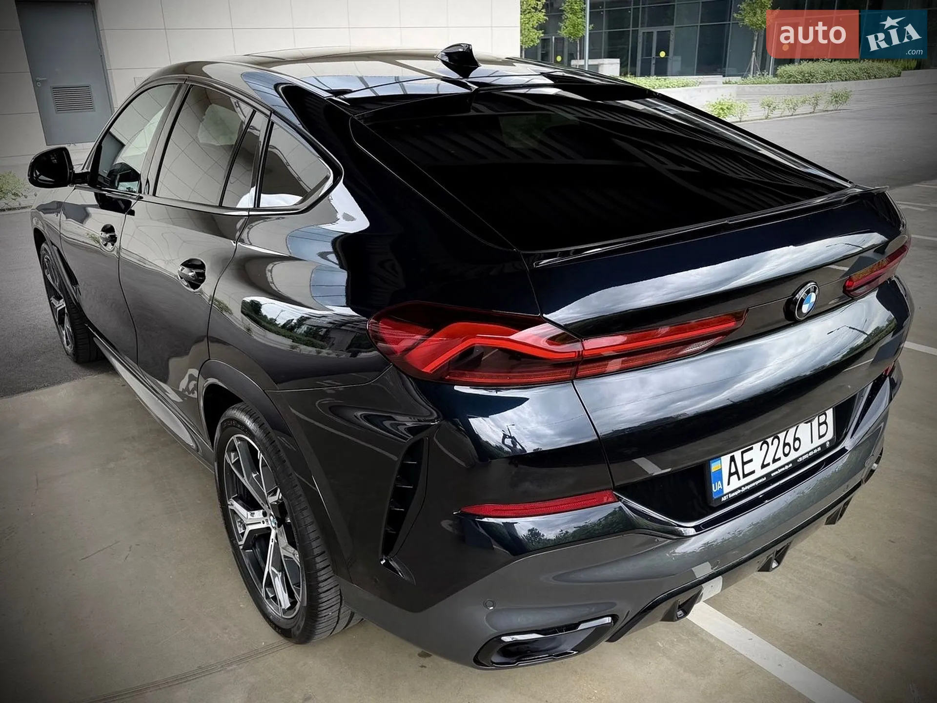 2022 BMW X6 - мініатюра 4