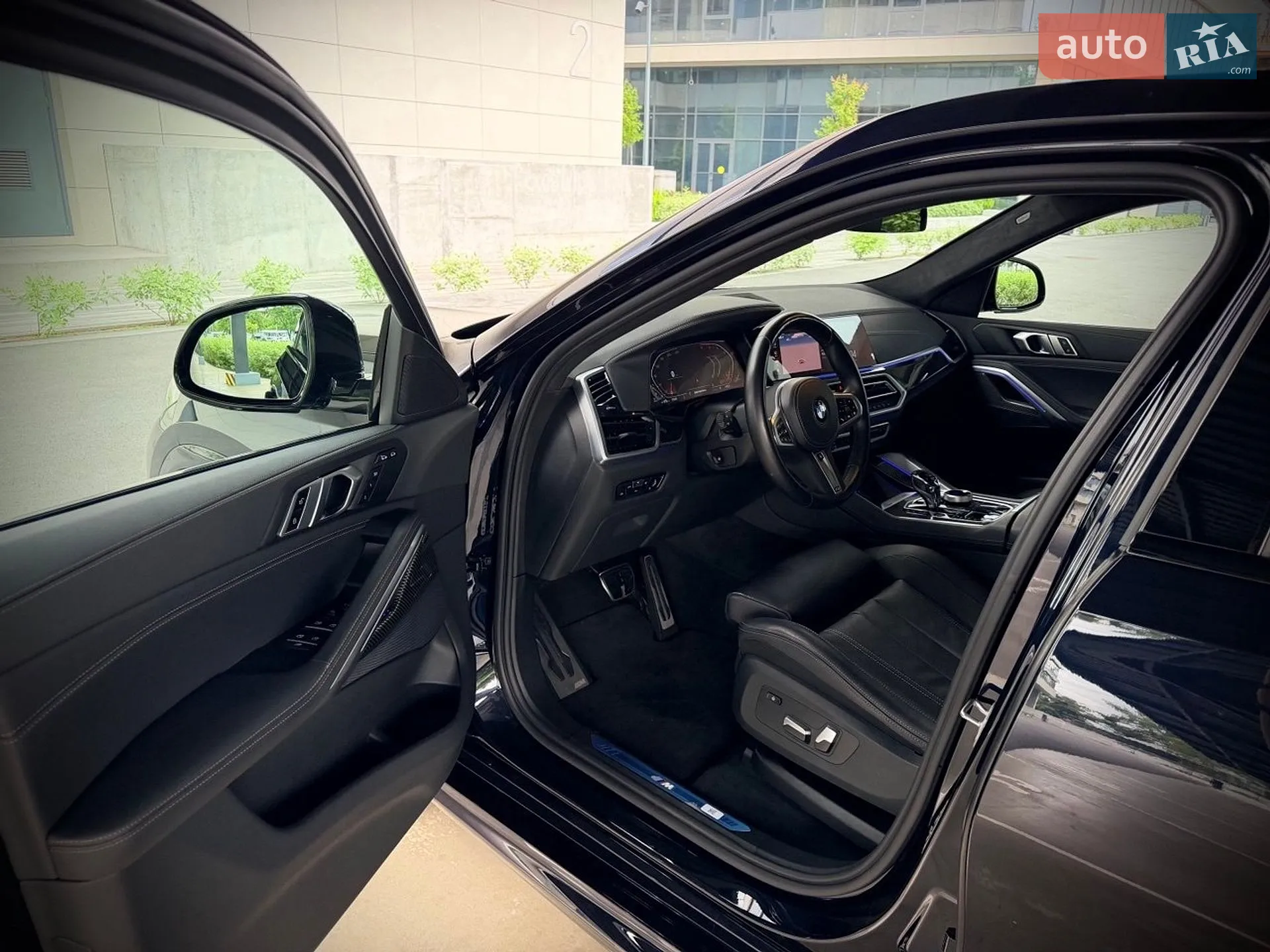 2022 BMW X6 - мініатюра 8