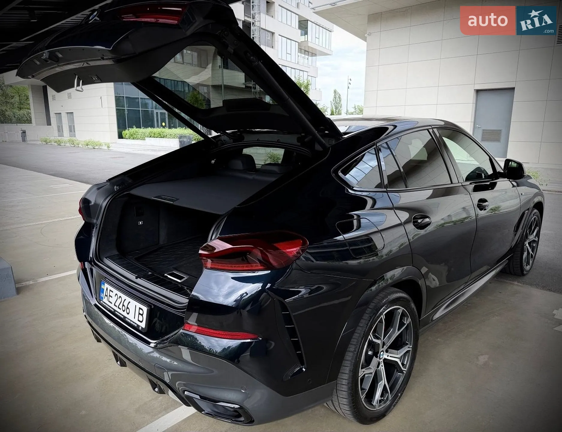 2022 BMW X6 - мініатюра 16