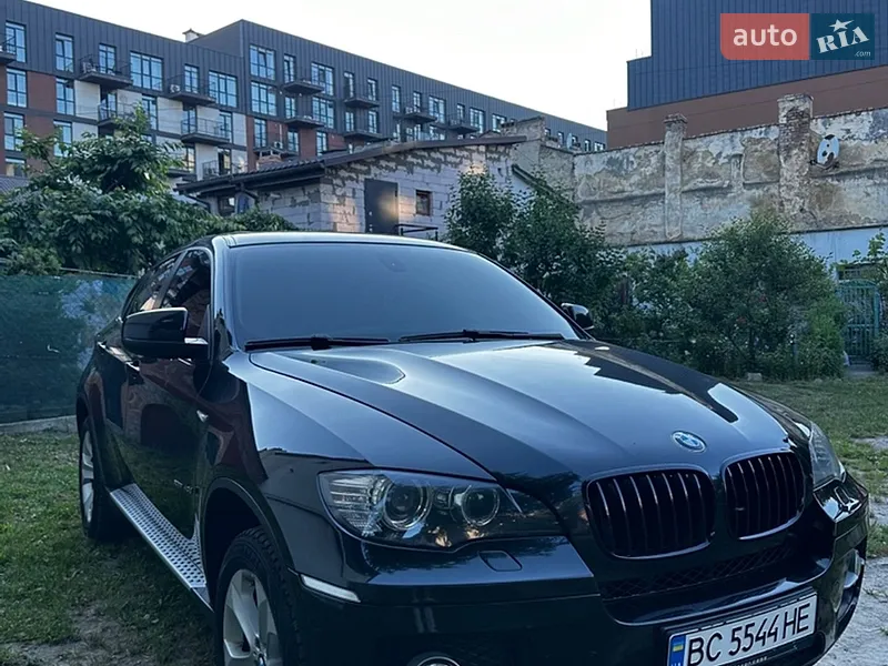 BMW X6 2012
