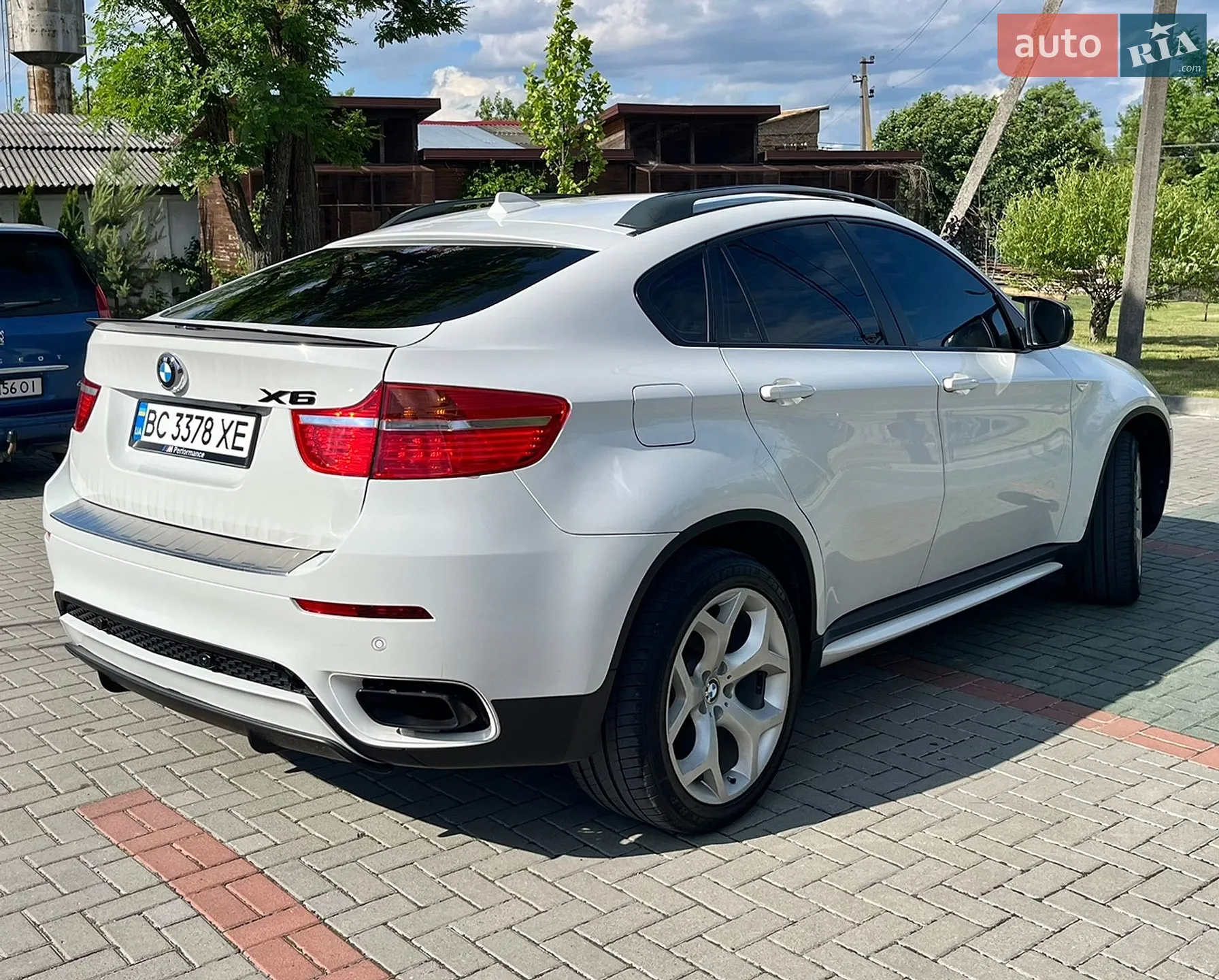 2010 BMW X6 - мініатюра 10