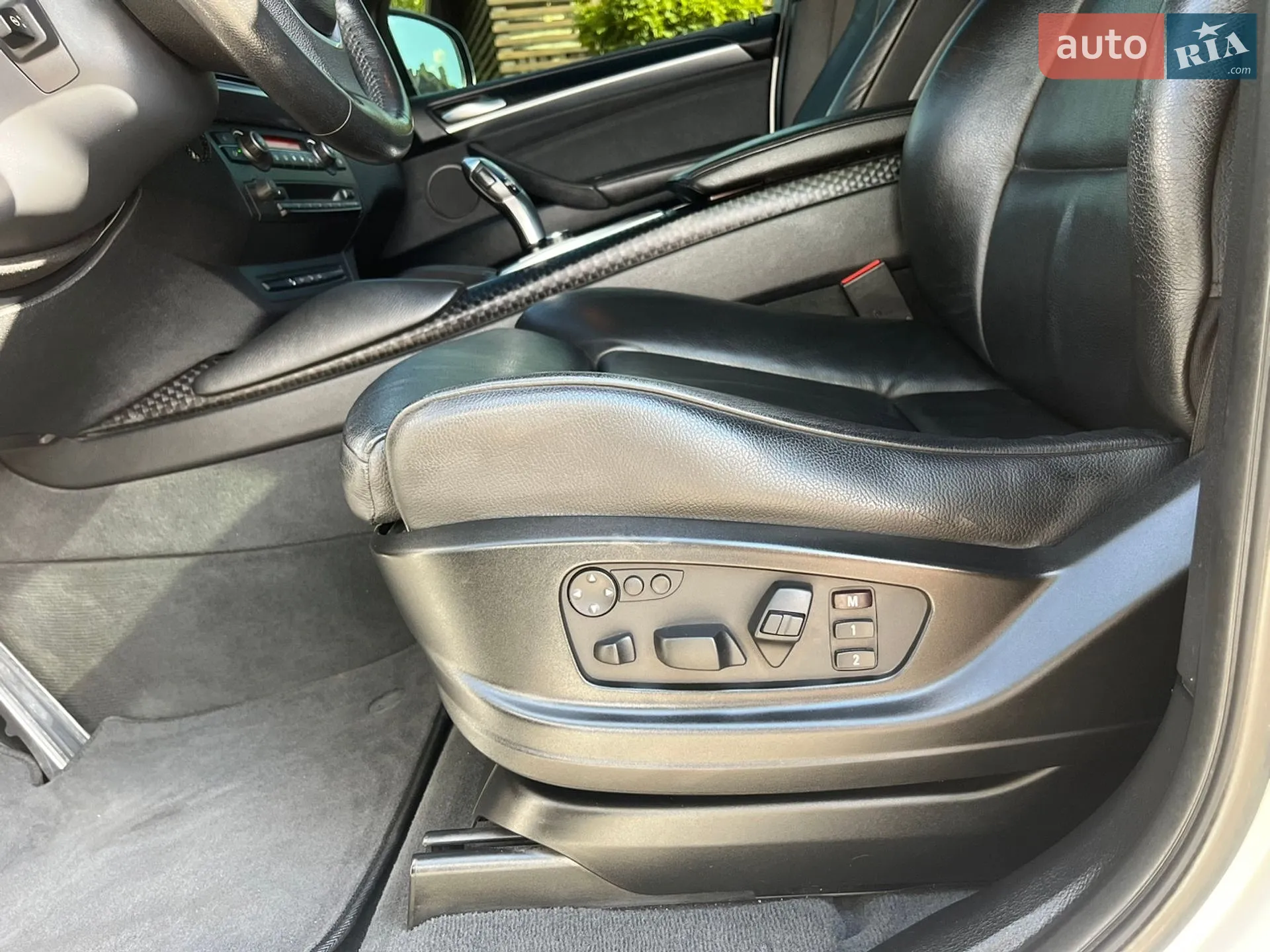 2010 BMW X6 - мініатюра 101