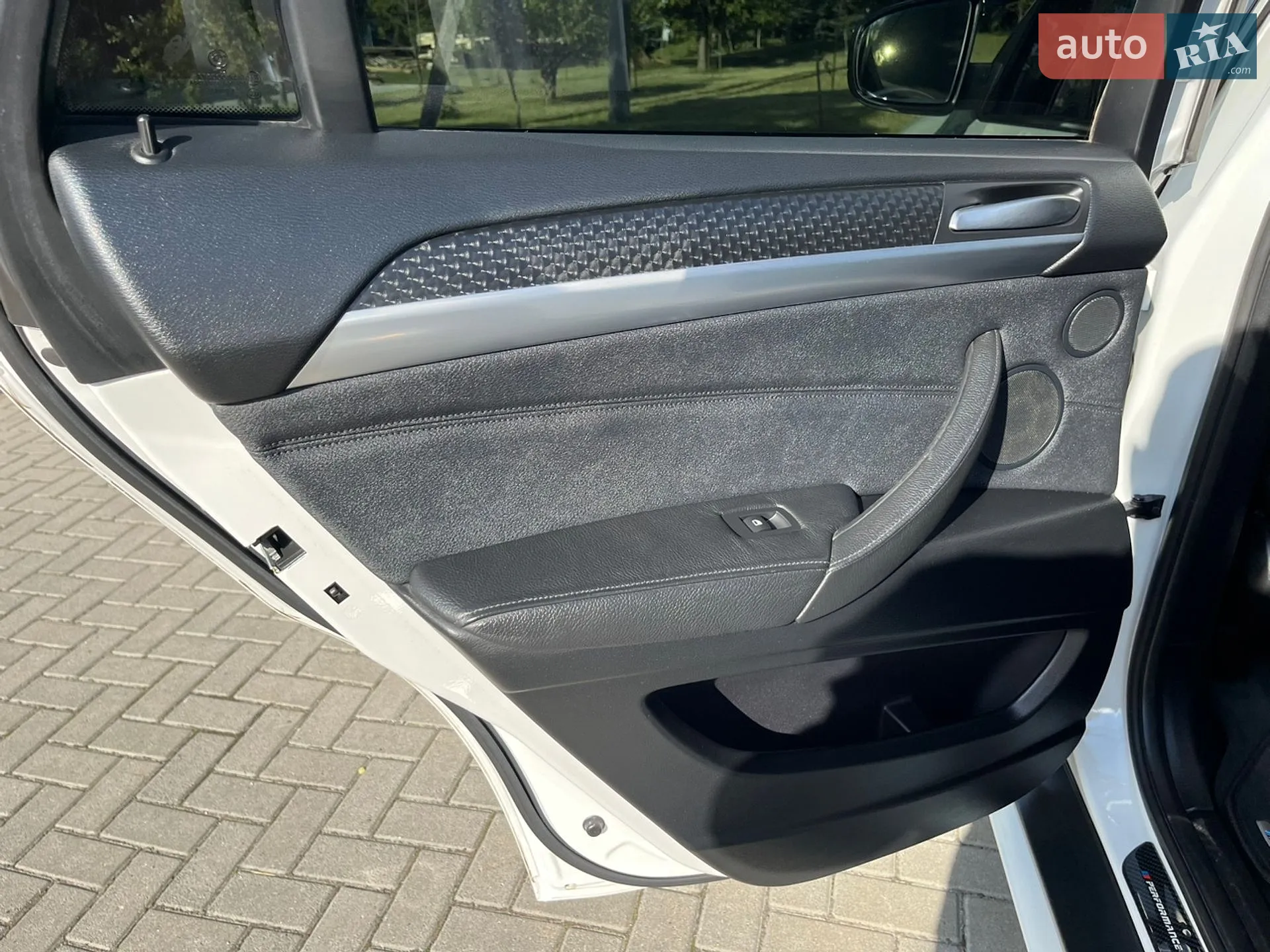 2010 BMW X6 - мініатюра 122