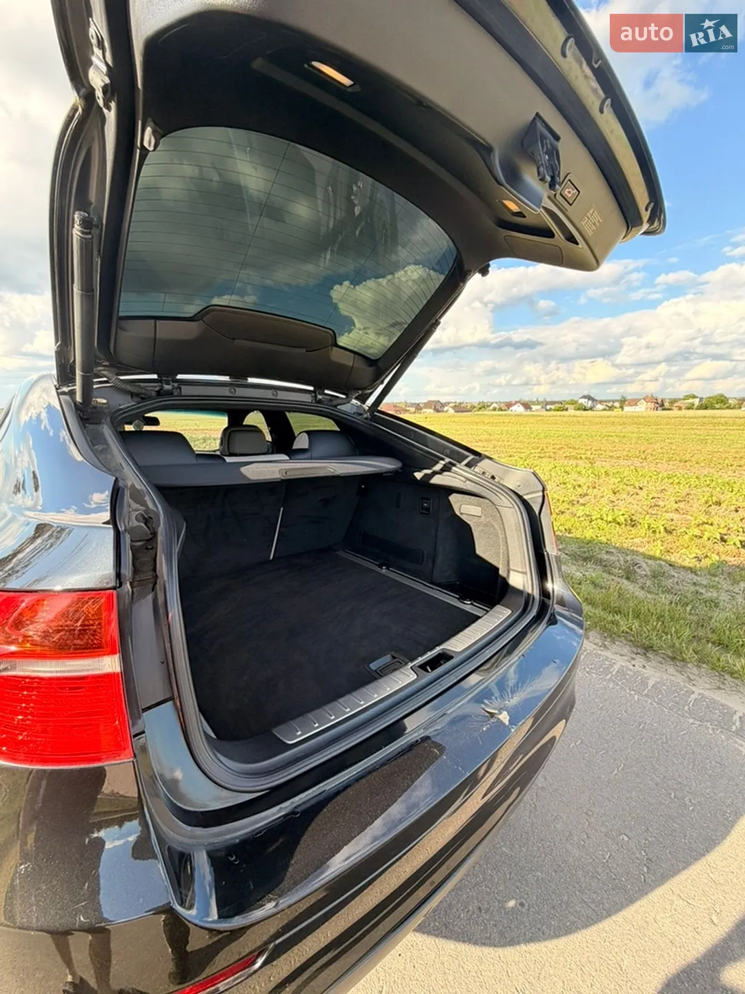2010 BMW X6 - мініатюра 23