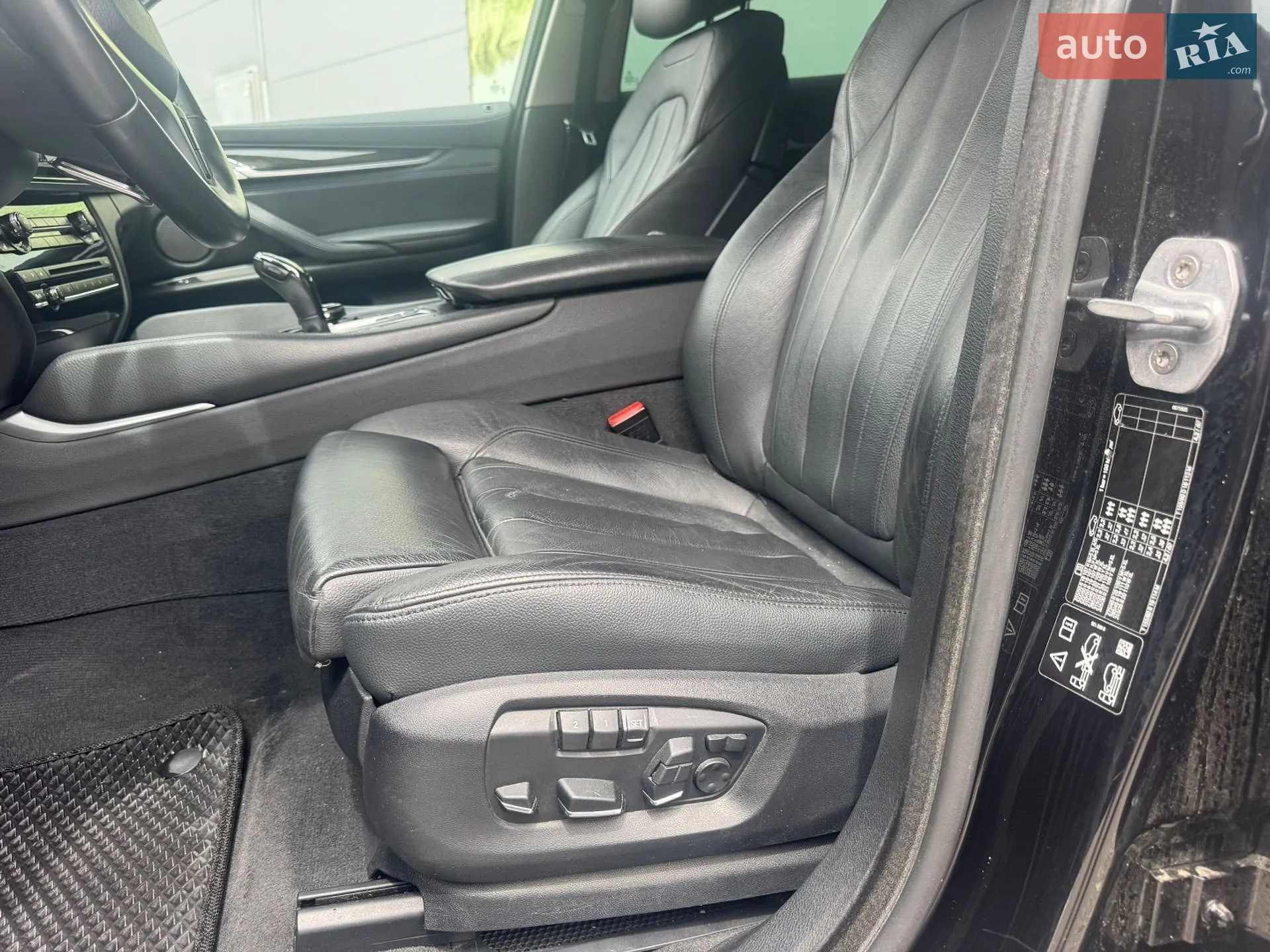 2015 BMW X6 - мініатюра 11