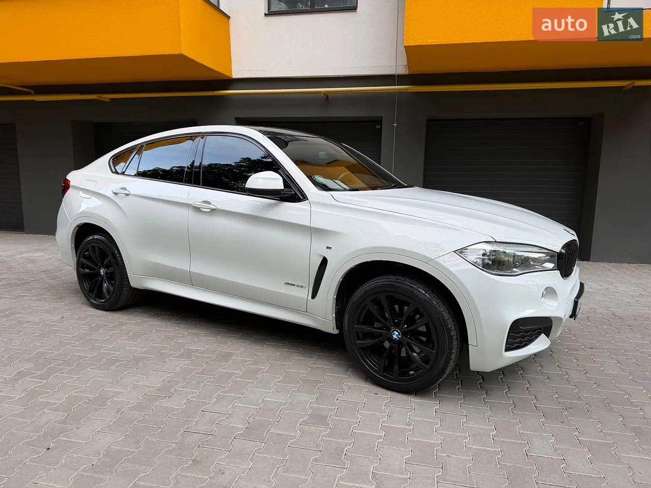 2017 BMW X6 - мініатюра 14