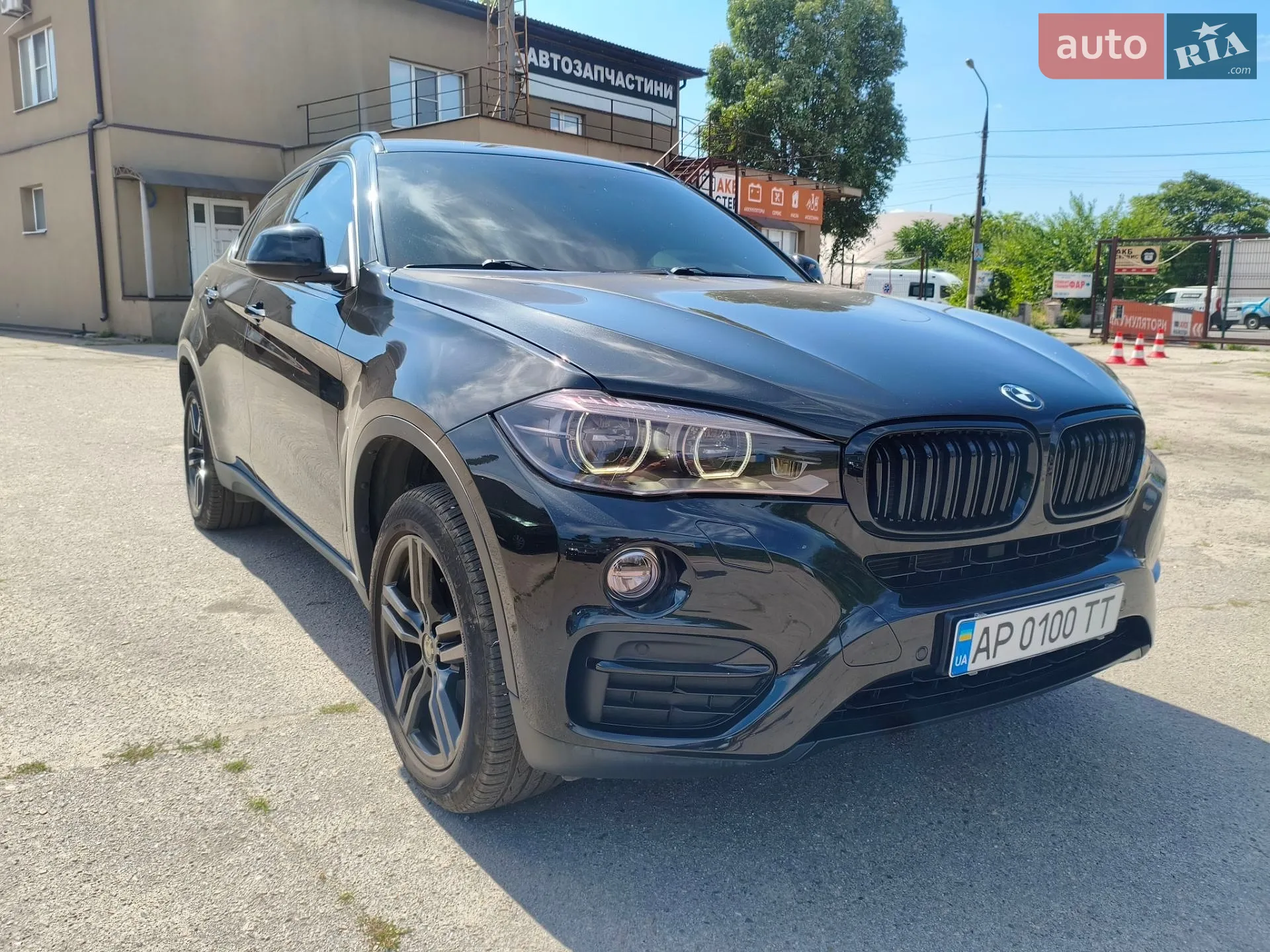BMW X6 2015 VIN WBAKU210400N28077 фото оголошення 3 з 31