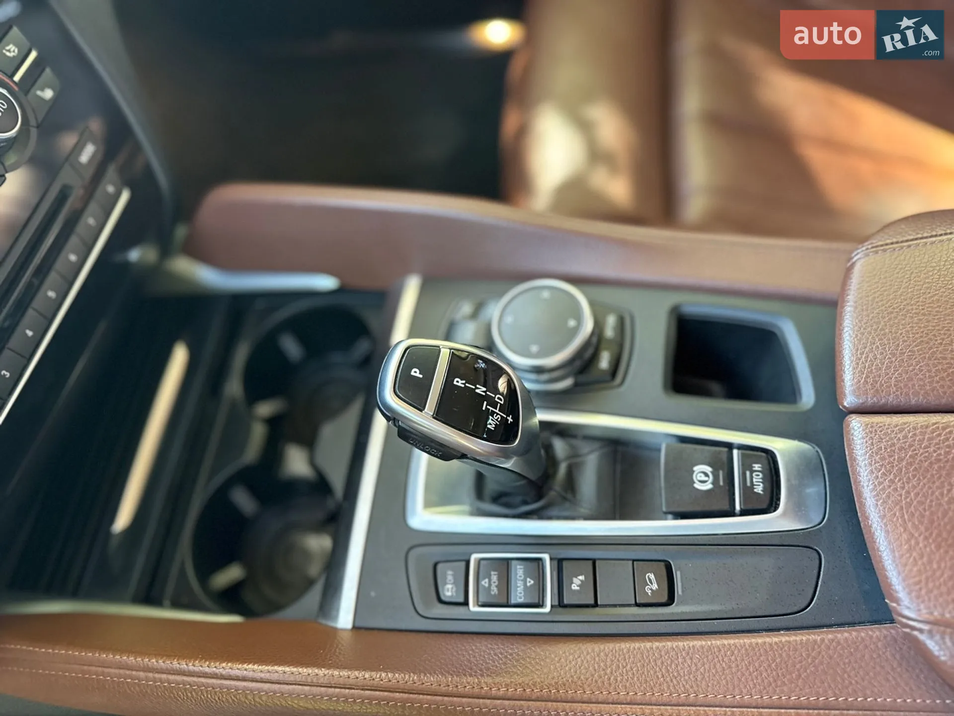 BMW X6 2015 VIN WBAKU210300N32959 фото оголошення 23 з 28