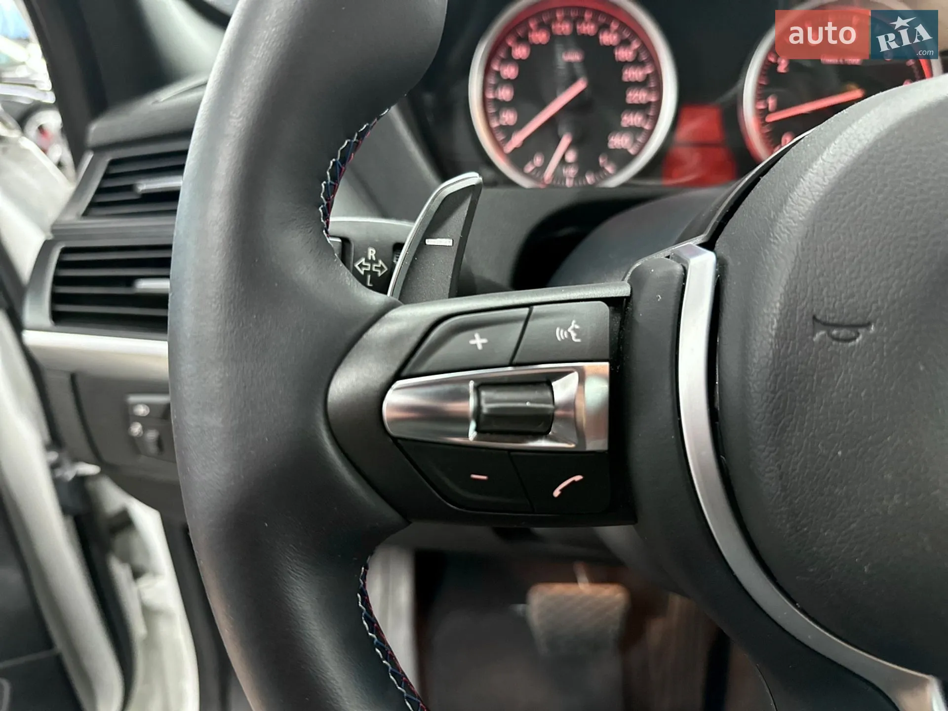 2010 BMW X6 - мініатюра 30