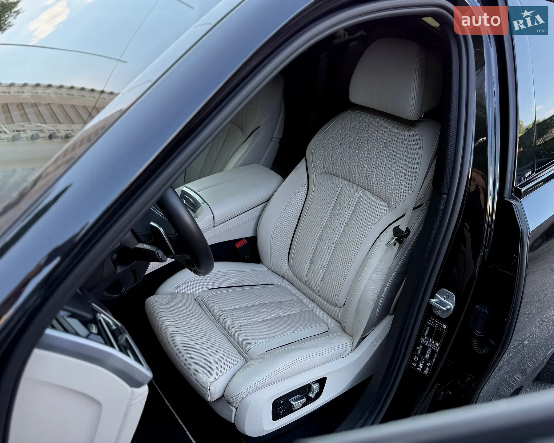 2020 BMW X6 - мініатюра 12