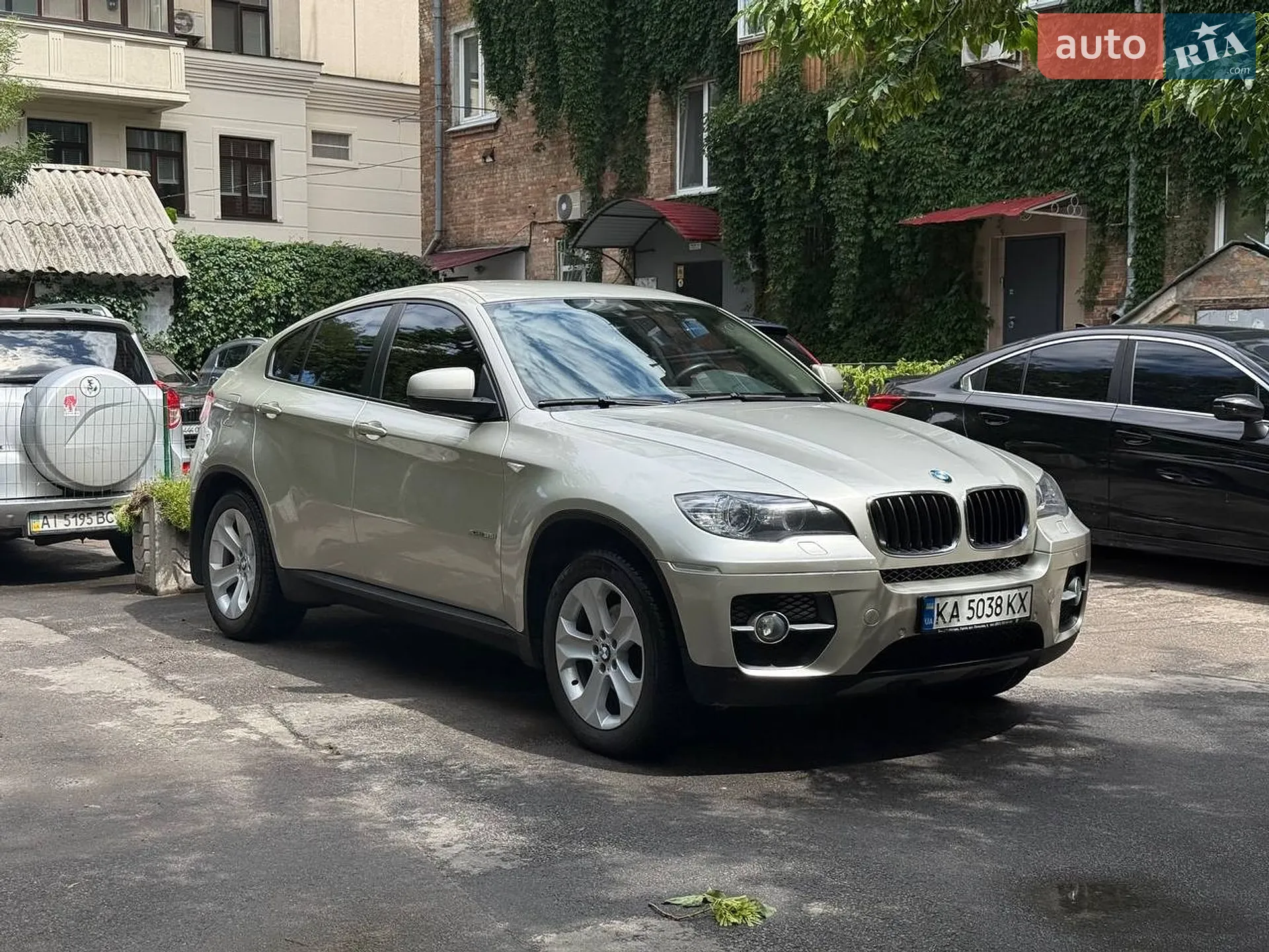 2010 BMW X6 - фото 1