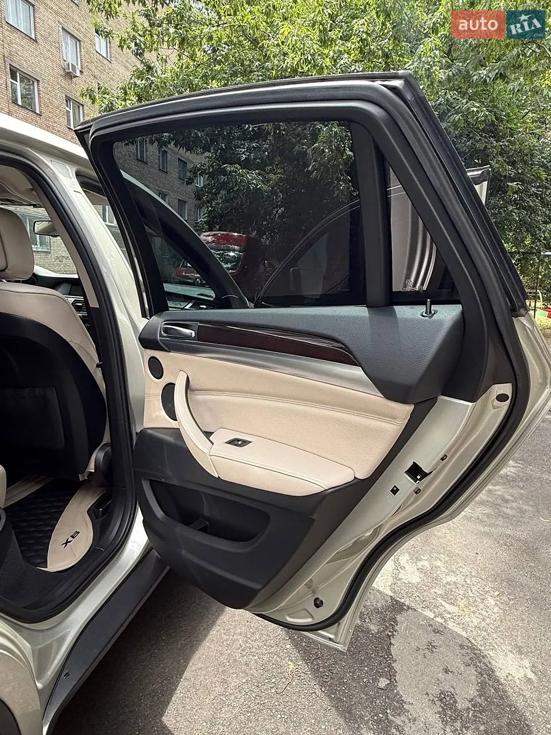2010 BMW X6 - мініатюра 18