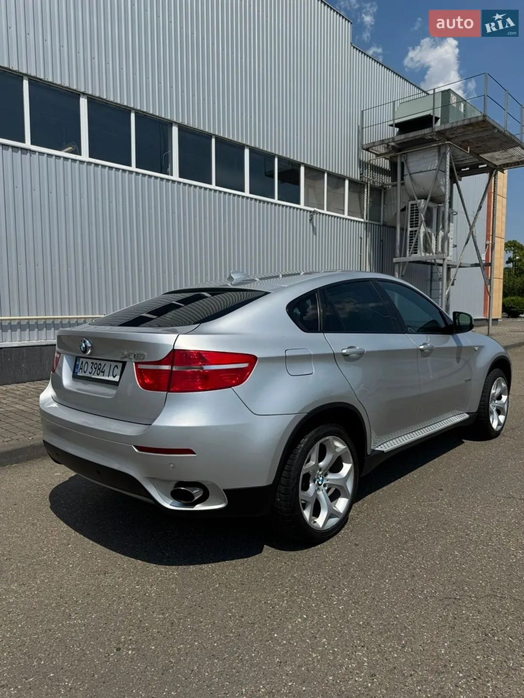 2011 BMW X6 - мініатюра 15