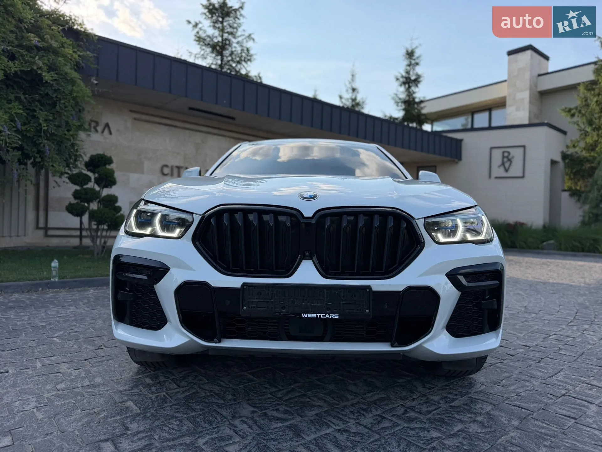 2022 BMW X6 - мініатюра 20