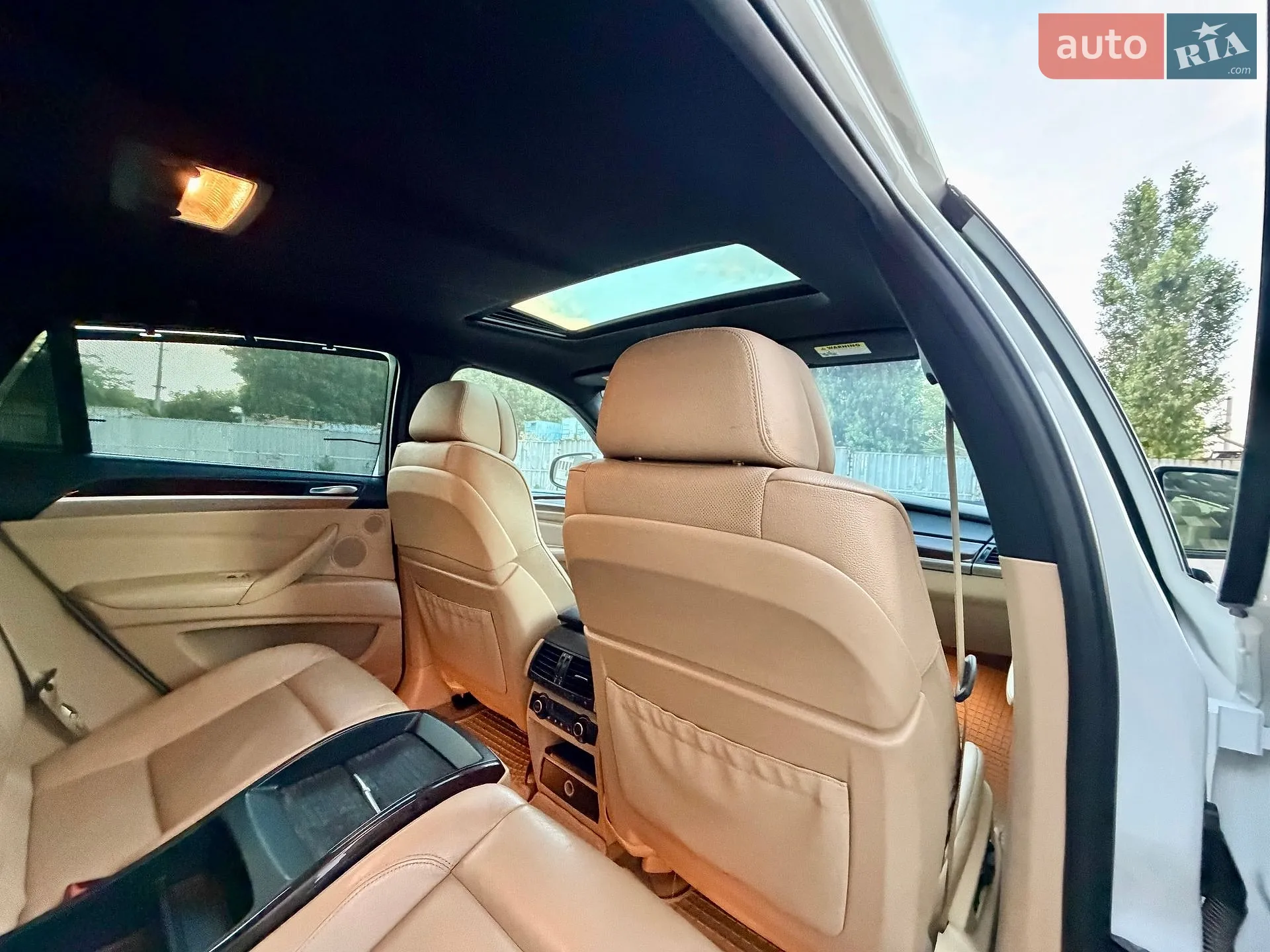 2010 BMW X6 - мініатюра 77
