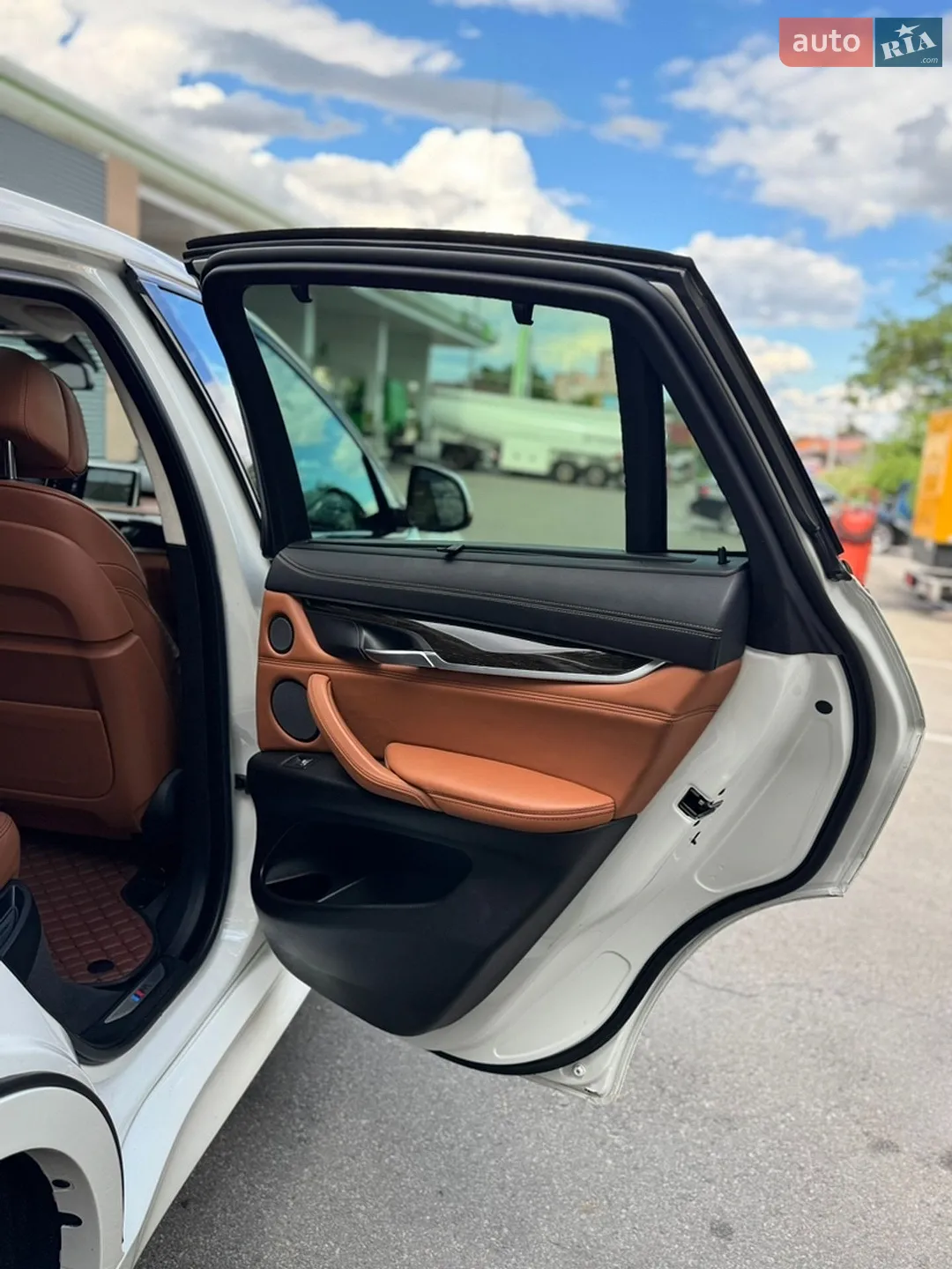 2017 BMW X6 - мініатюра 21
