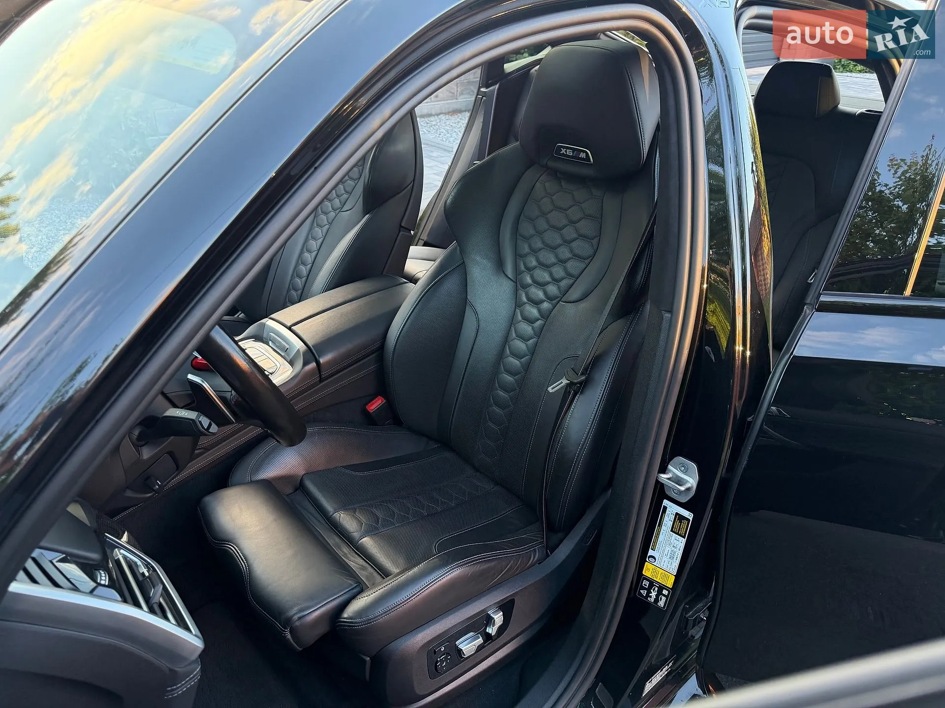 2021 BMW X6 - мініатюра 37