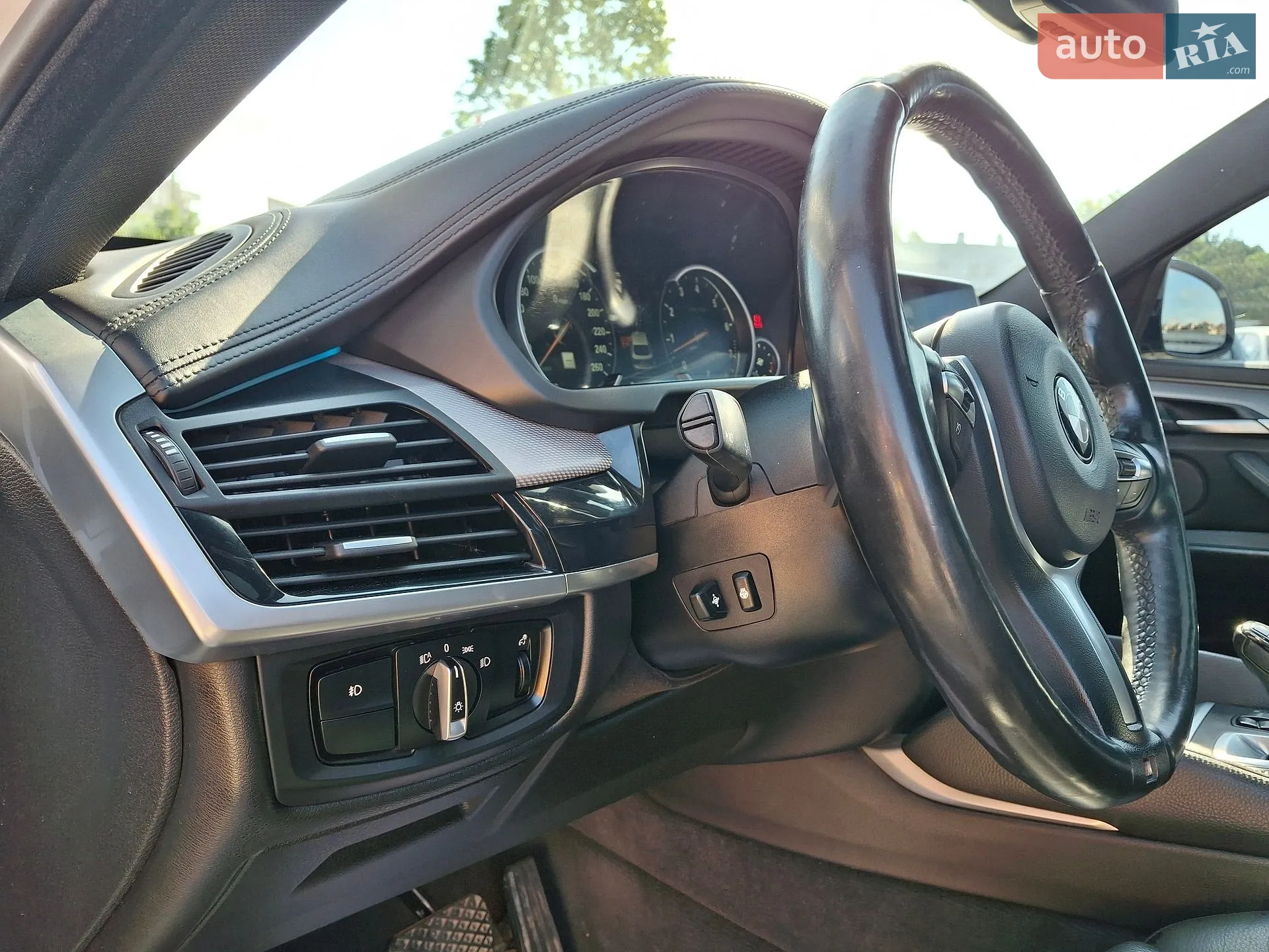 2015 BMW X6 - мініатюра 10