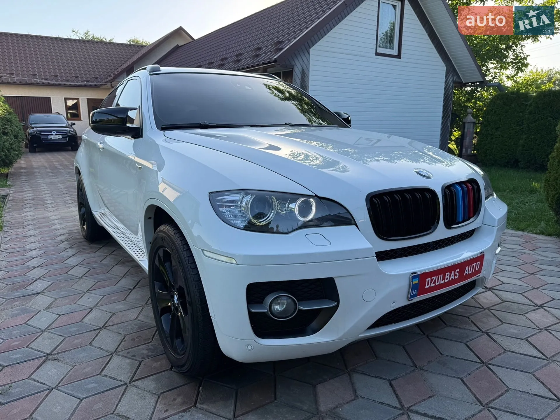 2010 BMW X6 - мініатюра 8